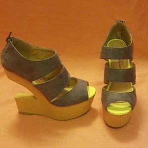Wild Diva Gary Cutout Wedges